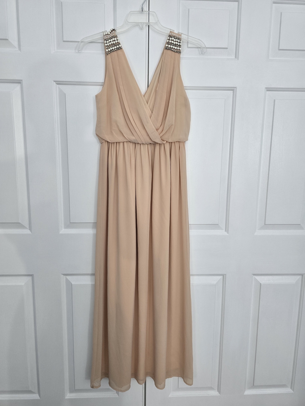 Forever 21 Beaded Strap V-Neck Chiffon Maxi Dress in Nude Peach Size Small Beige